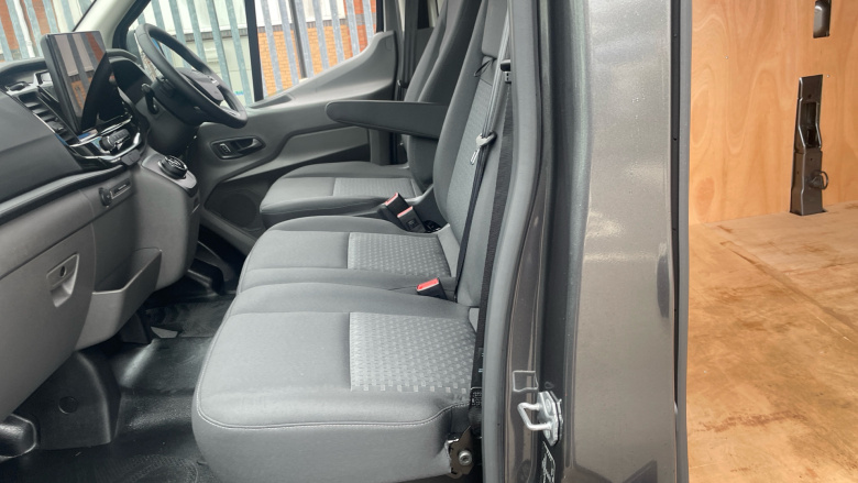 Ford Transit 350 L3 Diesel Fwd 2.0 EcoBlue 165ps H2 Limited Van Auto [Nav]